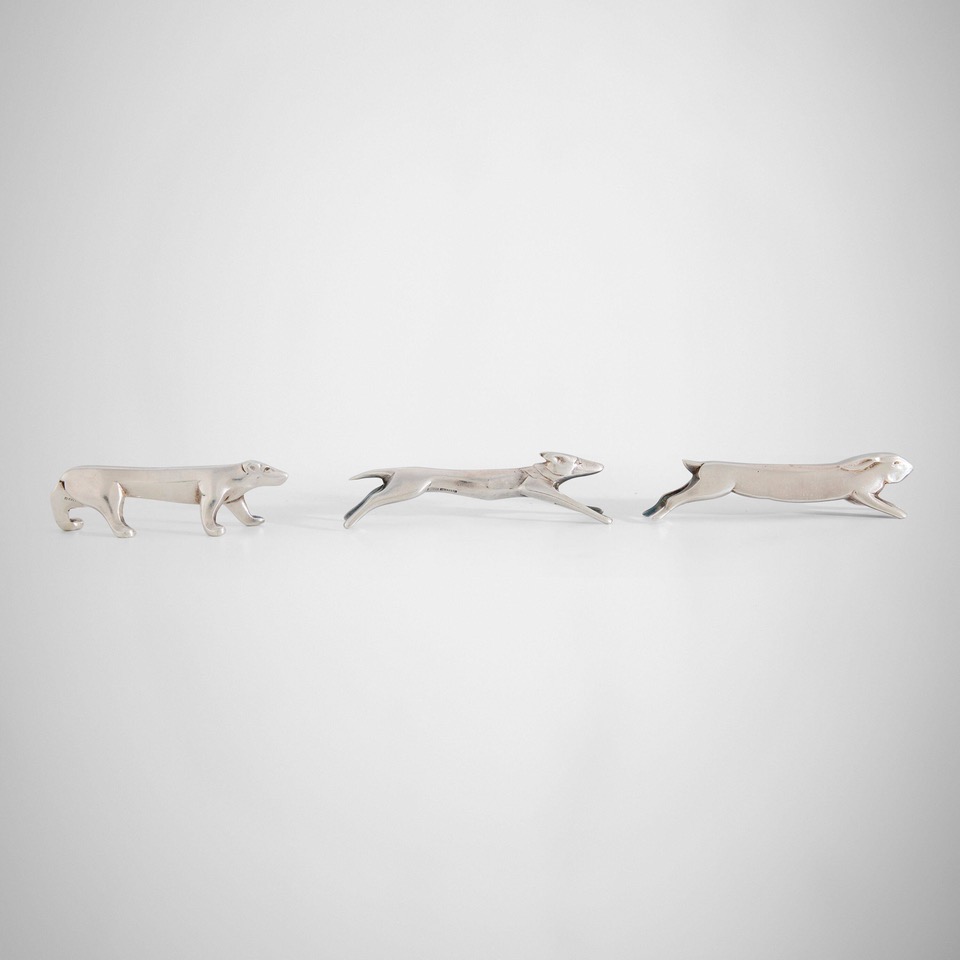 233_5_une_vision_moderne_design_from_a_european_country_home_january_2025_edouard_marcel_sandoz_gallia_animalier_figural_knife_rests_set_of_twelve__wright_auction.jpeg