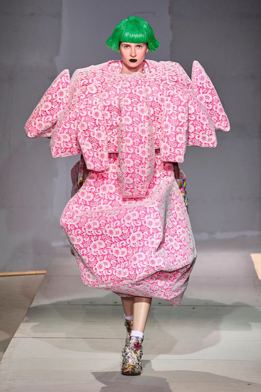00011-comme-des-garcons-spring-2024-ready-to-wear-credit-gorunway.jpeg