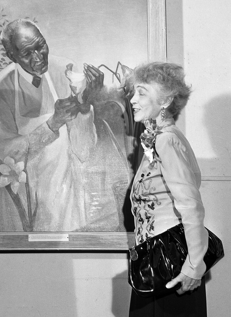 Betsy_Graves_Reyneau_1948_crop.jpg
