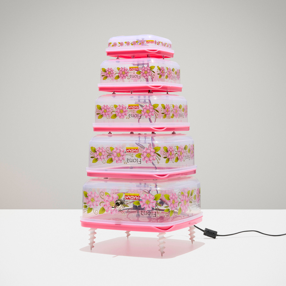 259_1_curated_selected_by_patrick_parrish_ii_april_2024_chris_beeston_lamp_32_fiona__wright_auction.jpeg