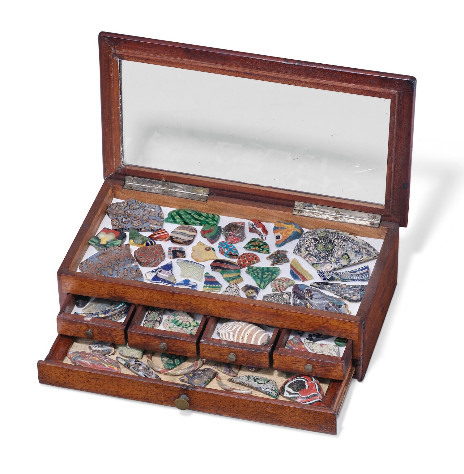 christies-box-of-roman-glass.jpeg