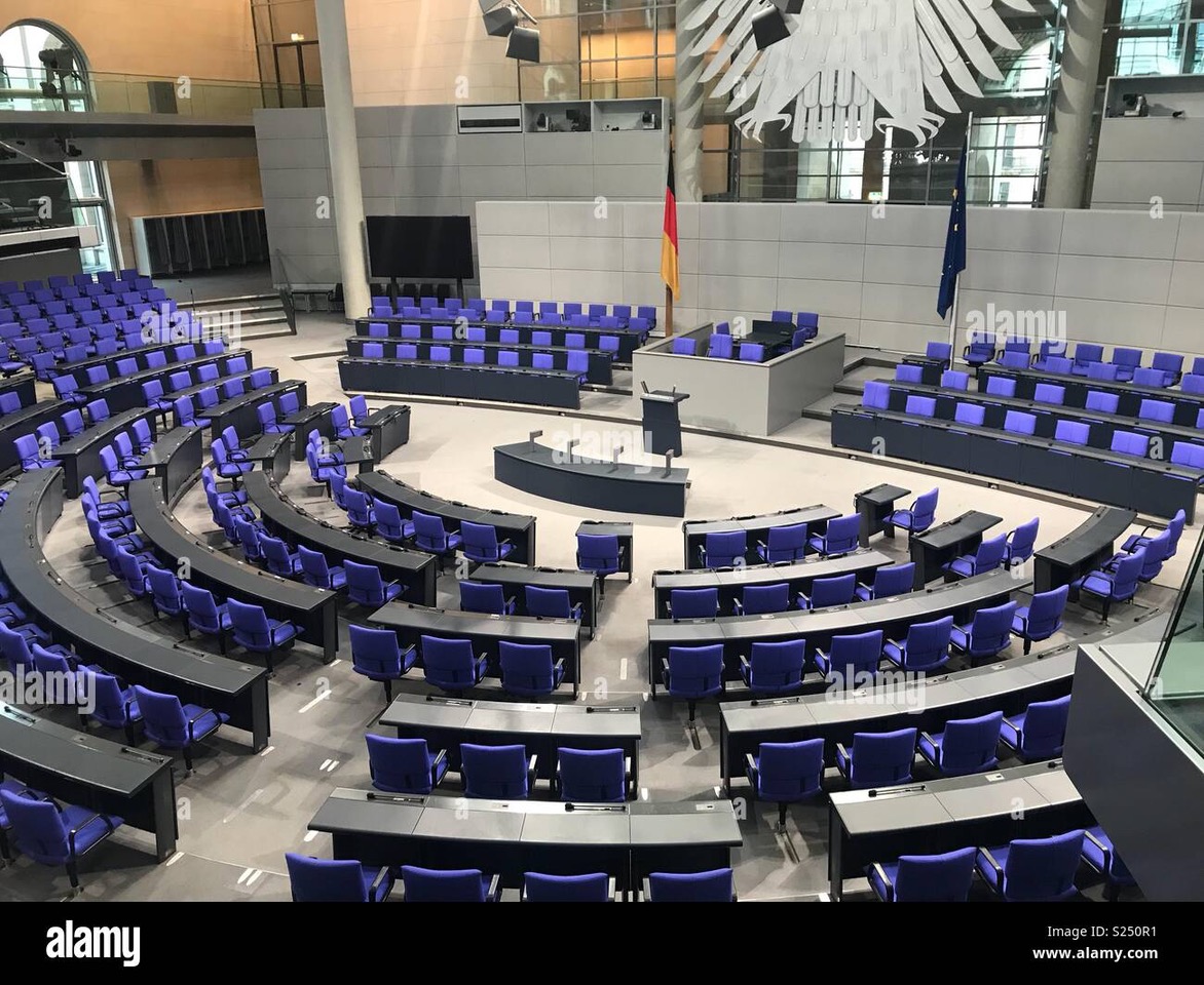 the-bundestag-german-parliament-chamber-S250R1.jpeg