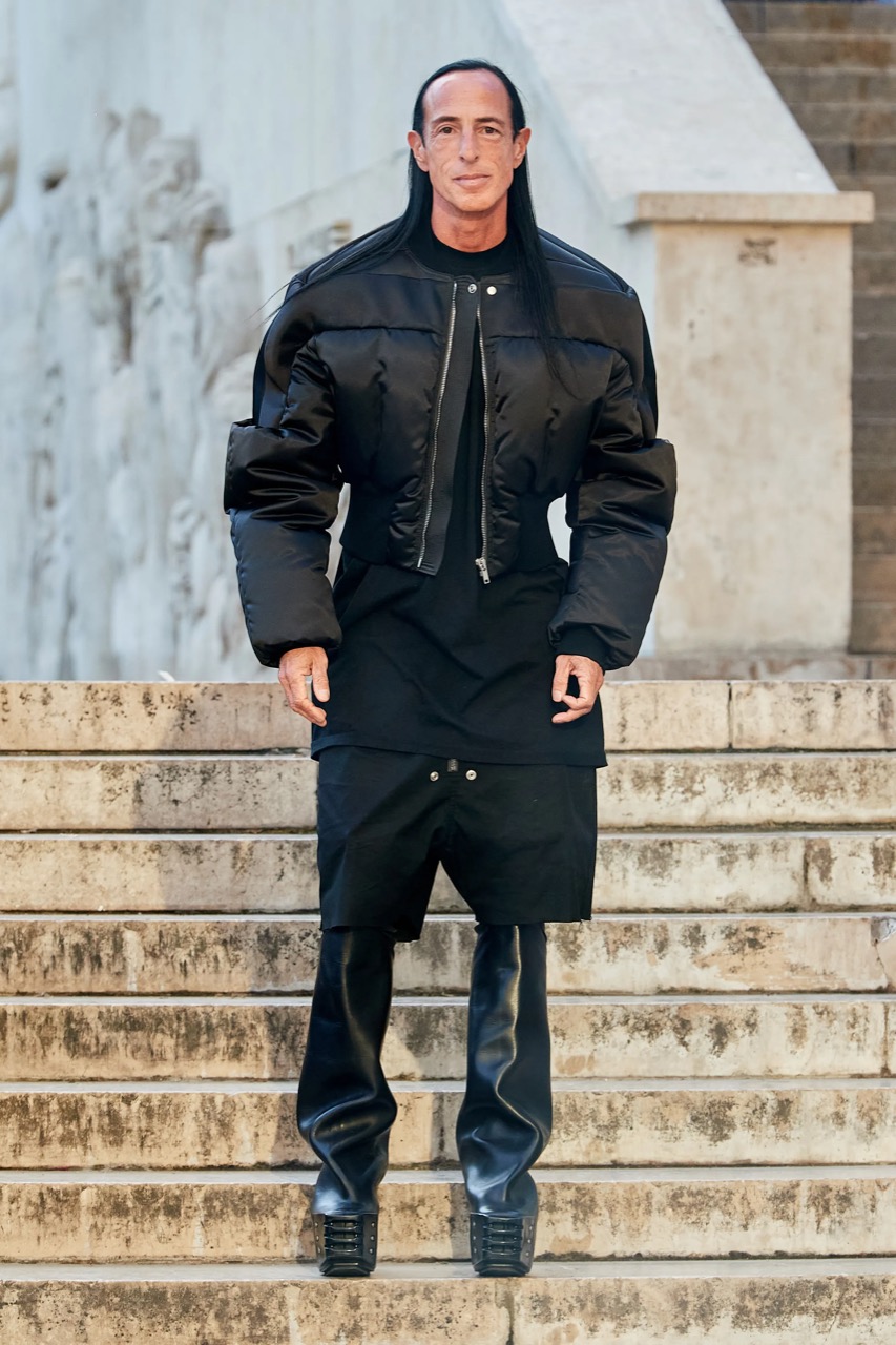 00047-rick-owens-spring-2023-ready-to-wear-credit-gorunway.jpg.jpeg
