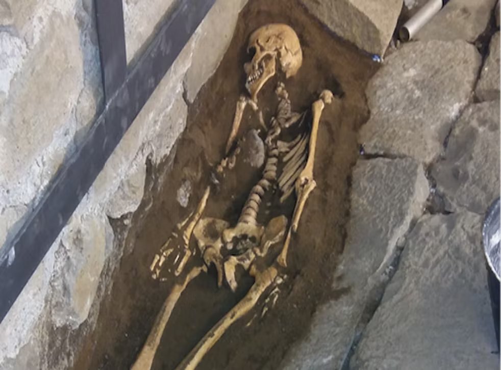 FhudLUyXwAELNak.jpeg