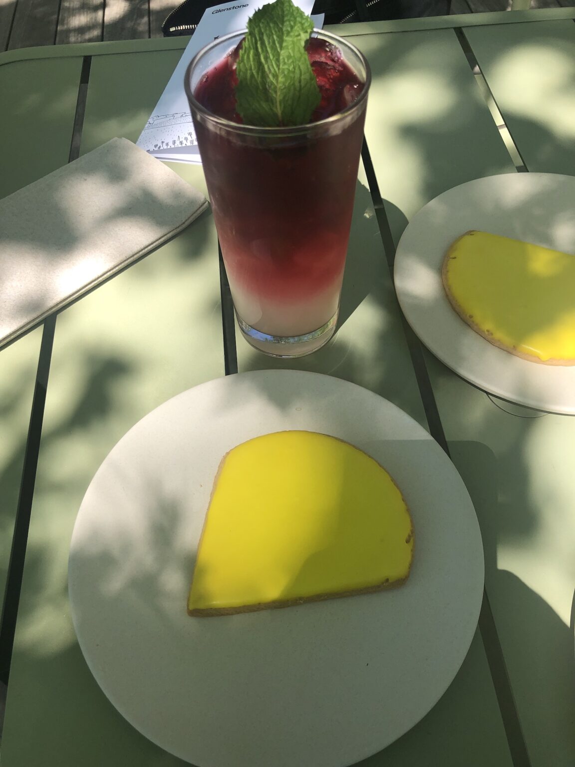 glenstone-yellow-curved-cookie-may2023-1-1152x1536.jpg