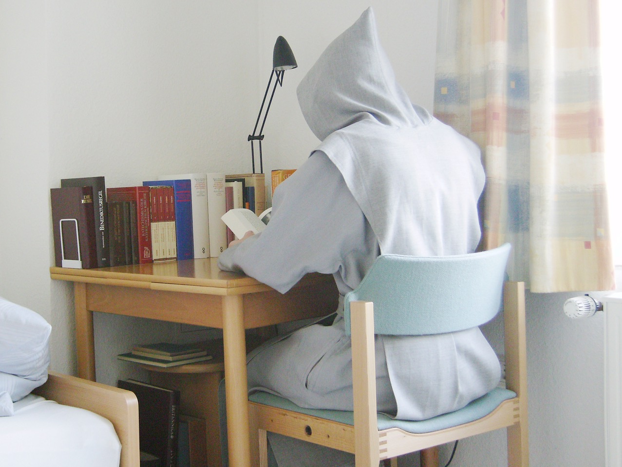 Mariawald_zelle_lectio_2007-08-20_bmd.jpeg