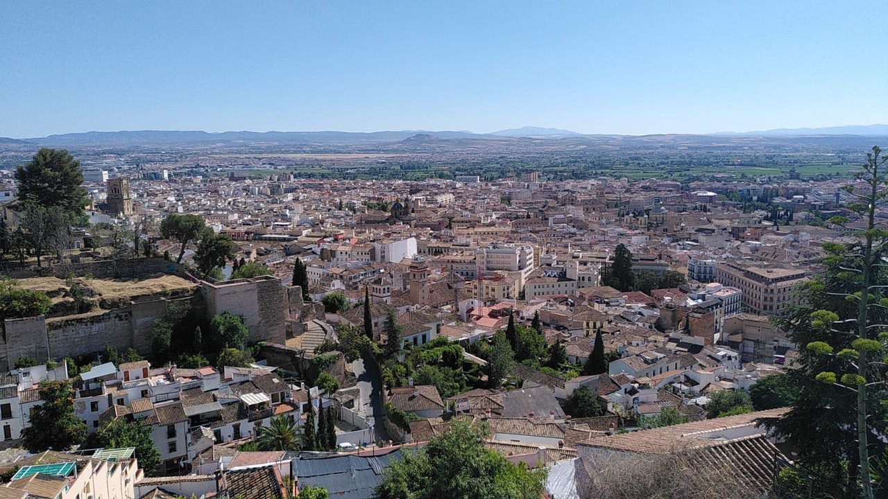Granada+clear+sky.jpeg