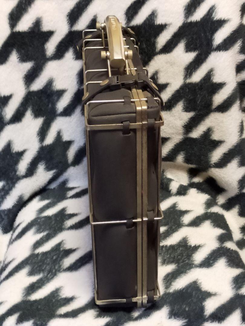 m66850789124_2.jpg