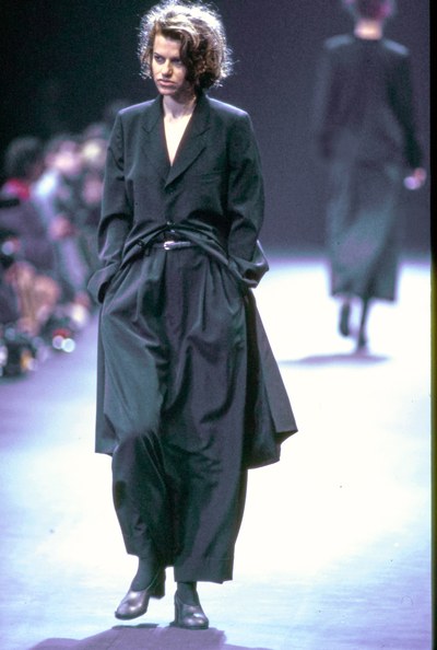 COMME-DES-GARCONS-FALL-1992-RTW-59-SANDRA-BERNHARD-CN10042007.jpg