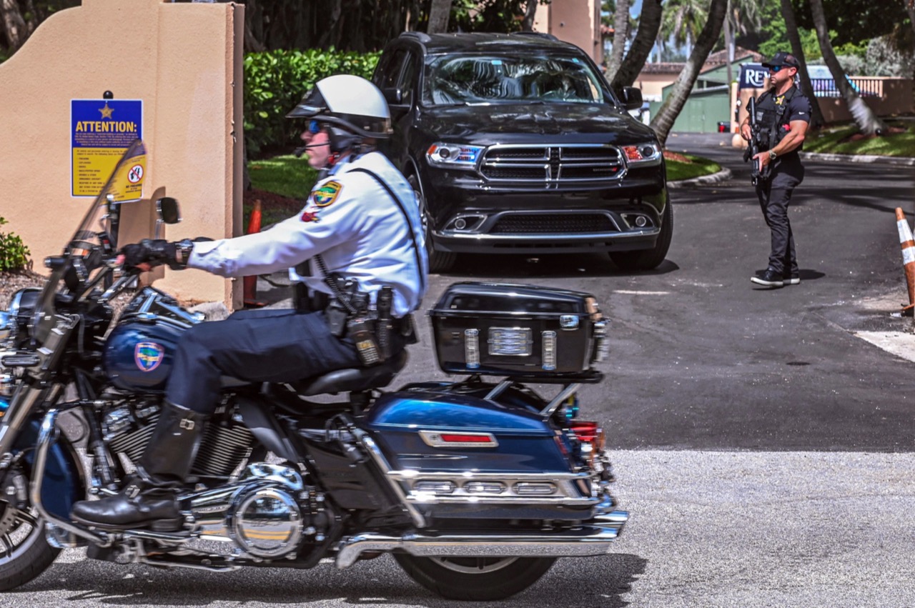 GettyImages-maralago-1242402853.jpg.jpeg
